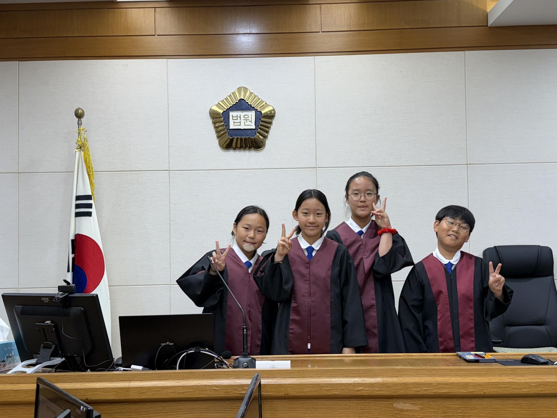 15a9c481f26be.jpg