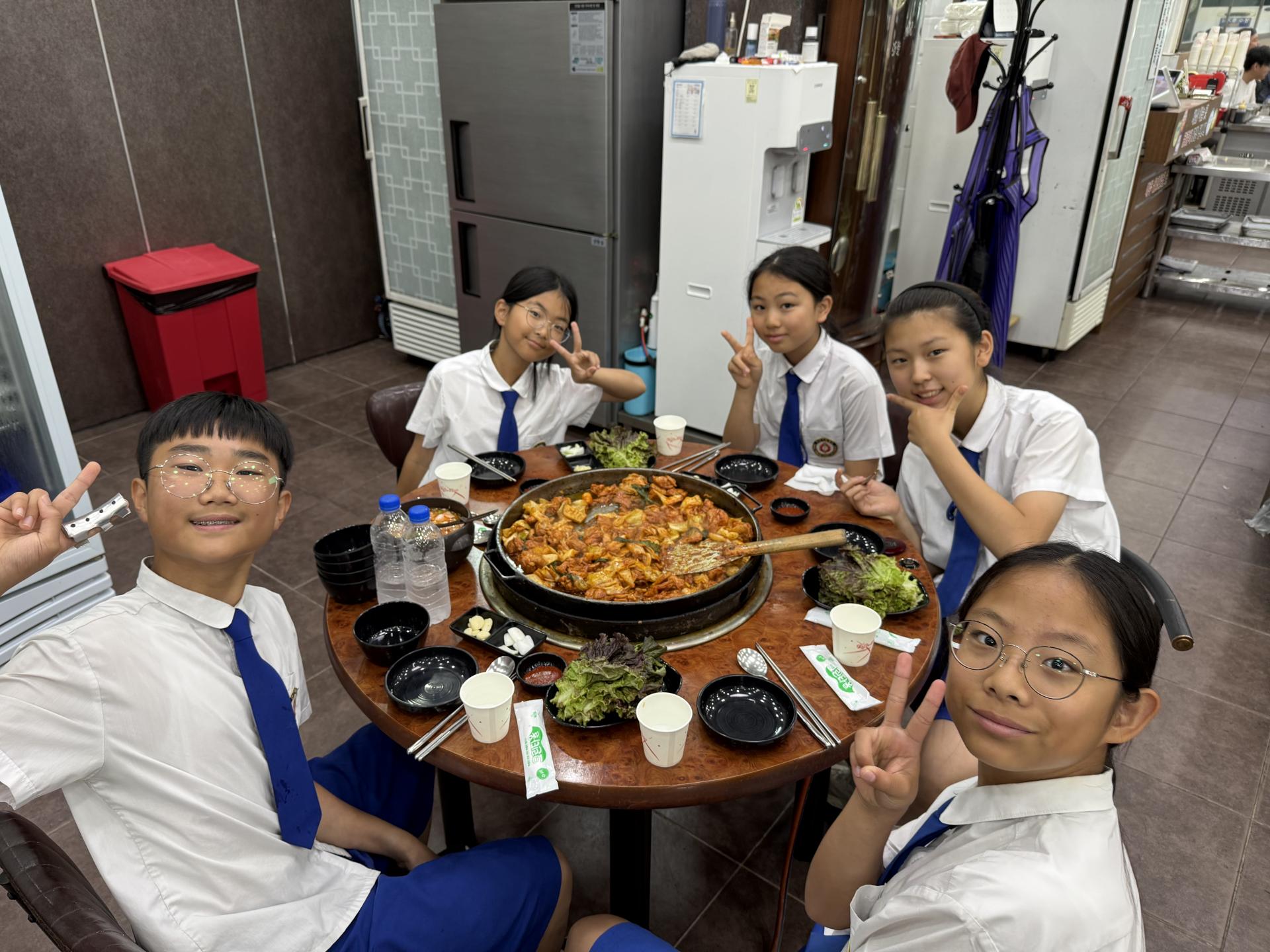 35567e6a53be3.jpg