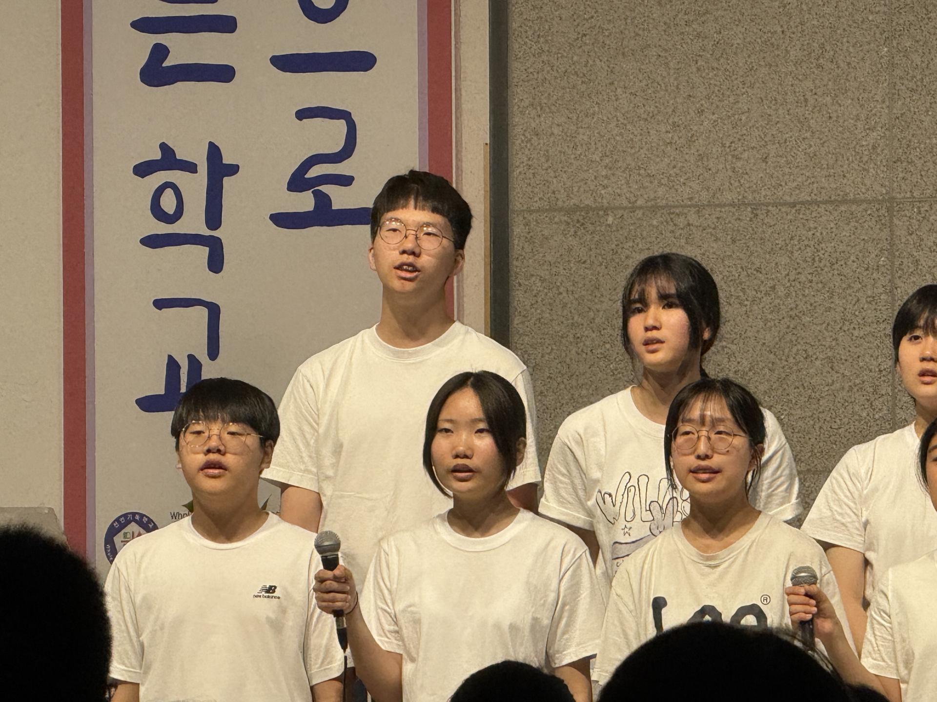 6b06114d2206f.jpg