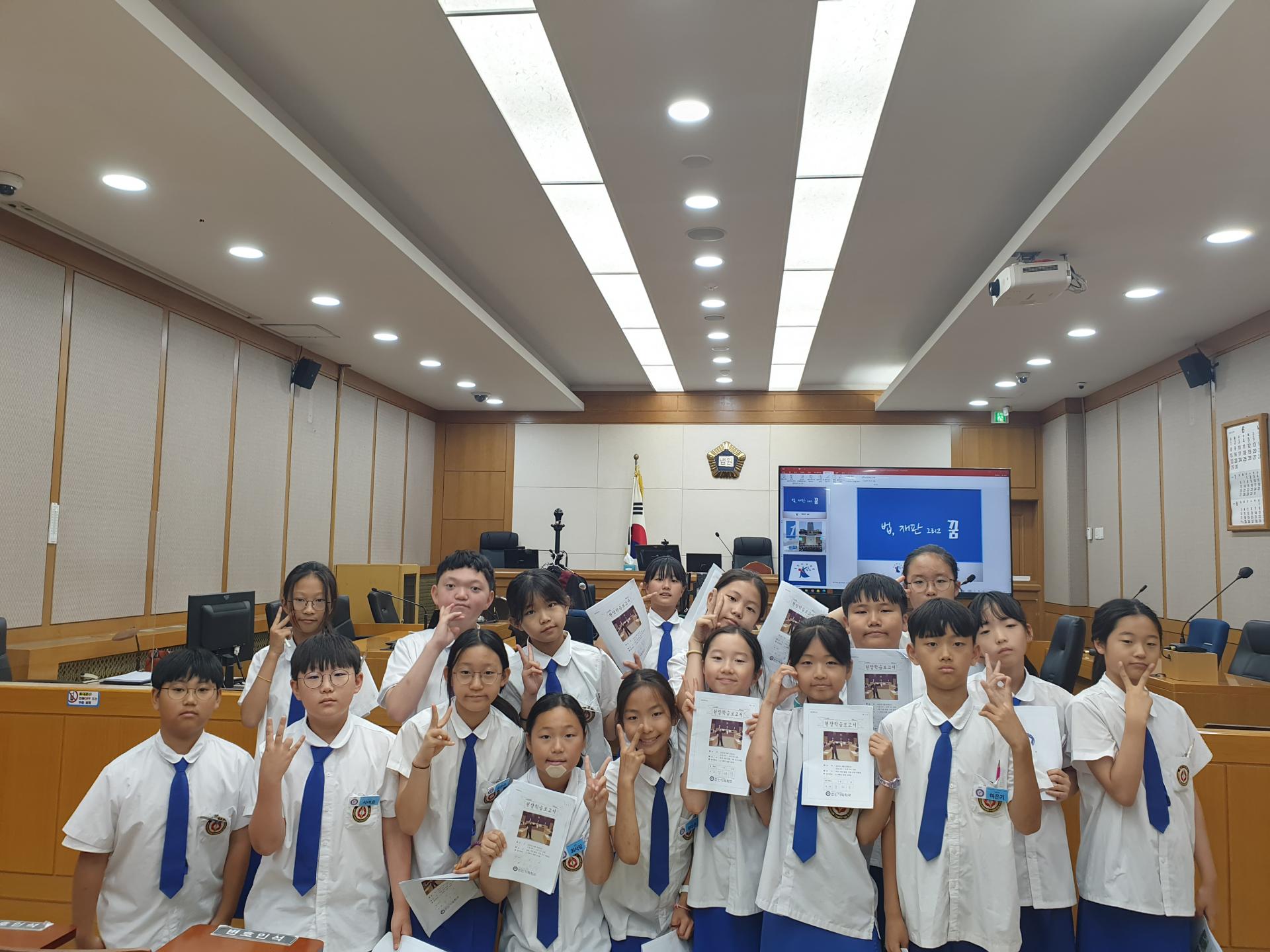 f388be5315ec1.jpg