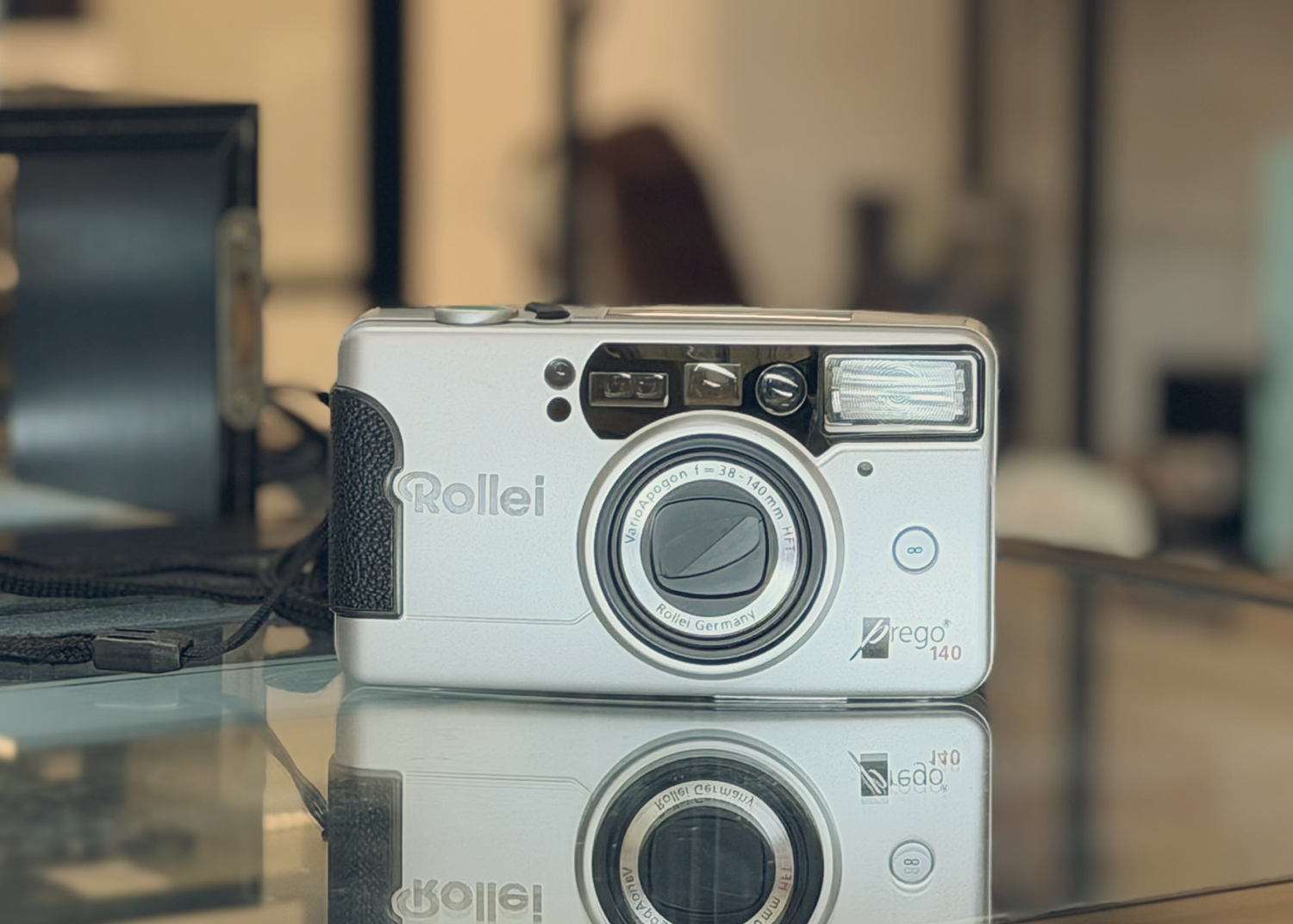 [자동] 가성대비 최고의 자동카메라 롤라이 프레고 140 rollei prego