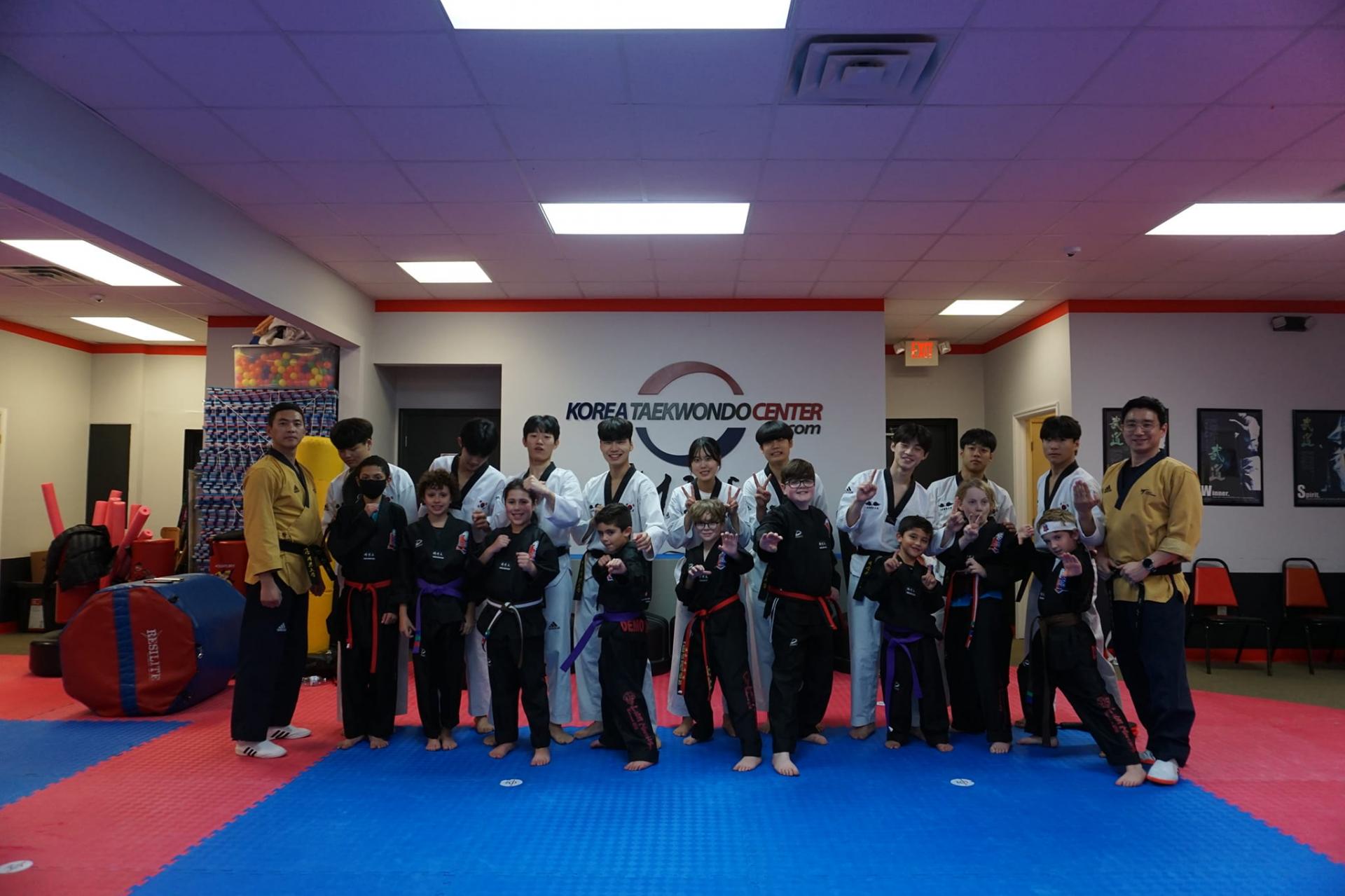 𝘼 𝙢𝙤𝙩𝙝𝙚𝙧’𝙨 𝙝𝙚𝙖𝙧𝙩 𝙩𝙤𝙬𝙖𝙧𝙙 𝙝𝙚𝙧 𝙨𝙤𝙣 : LION MARTIAL ARTS BRICK NJ | TAEKWONDO