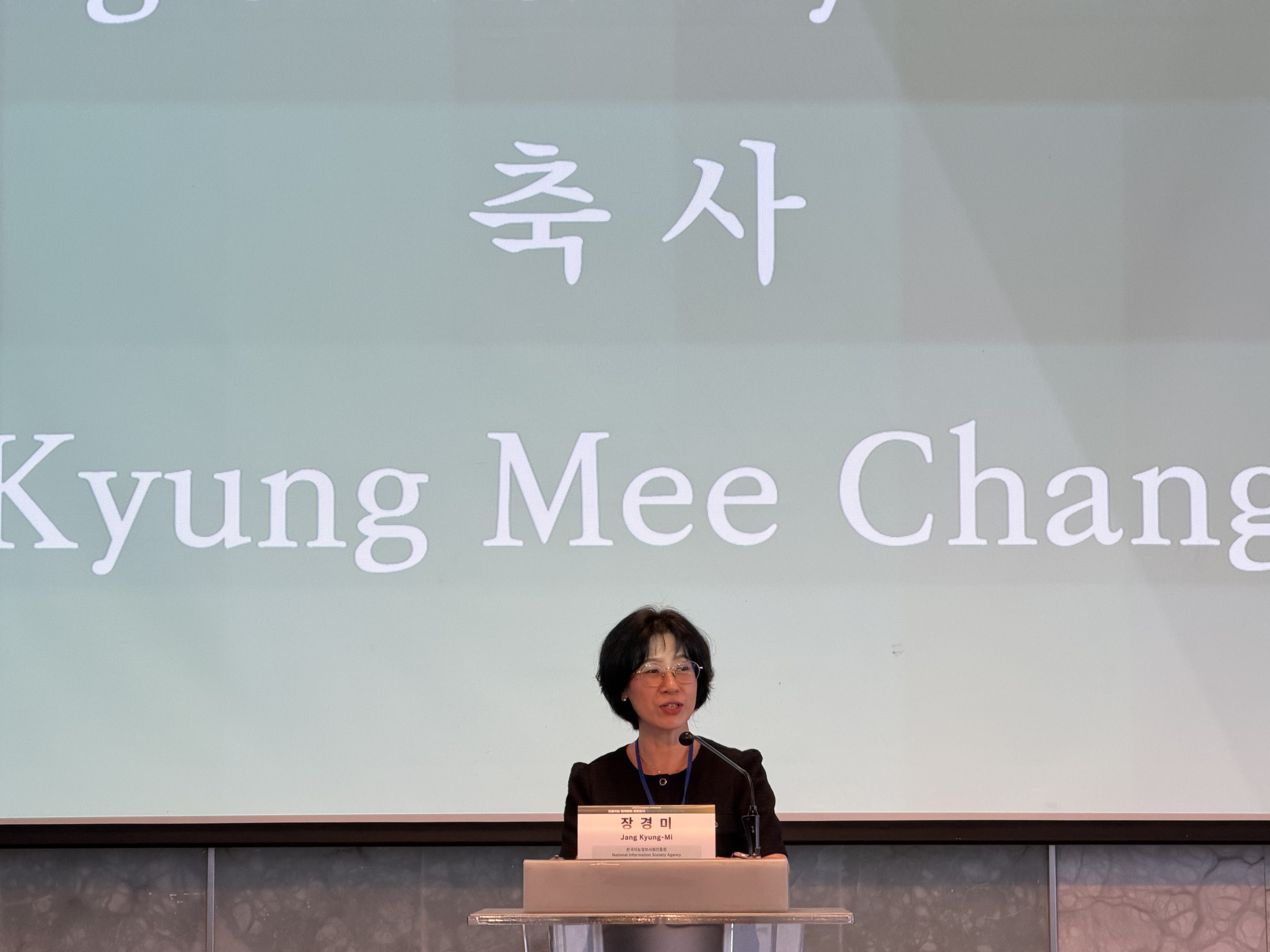 776f3358513eb.jpg