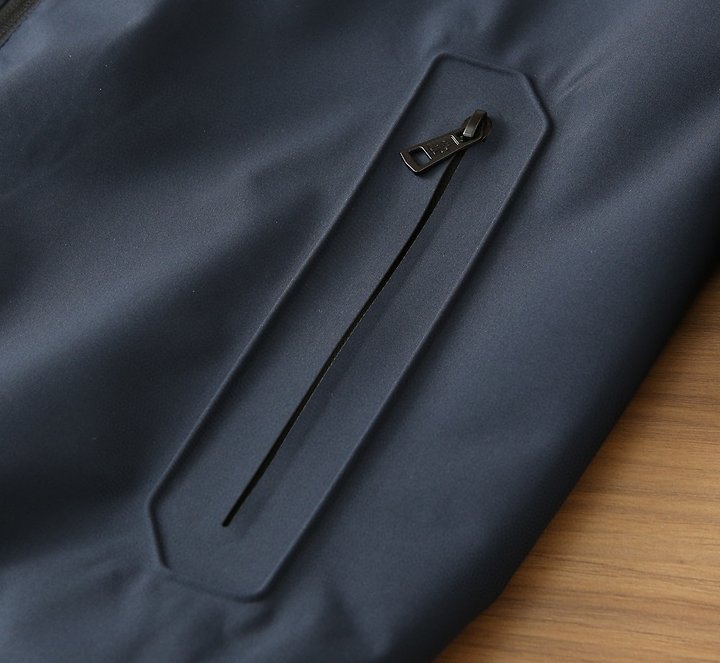 몽클 오뚜기패치 후드 윈드브레이커(해외배송)