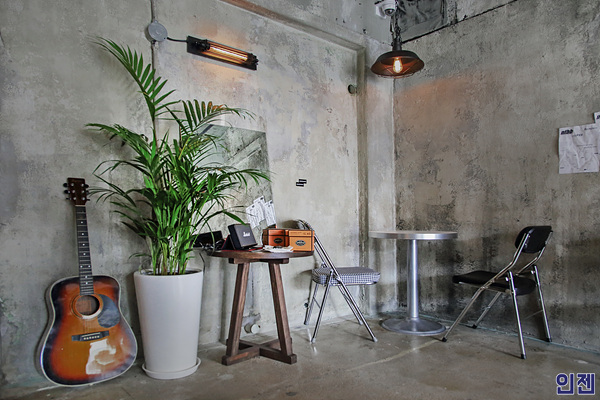 경기 광주 카페 NFBB 인테리어 핫플 콘크리트 노출