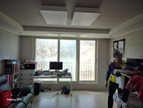 작업 전 거실 천장형 에어컨