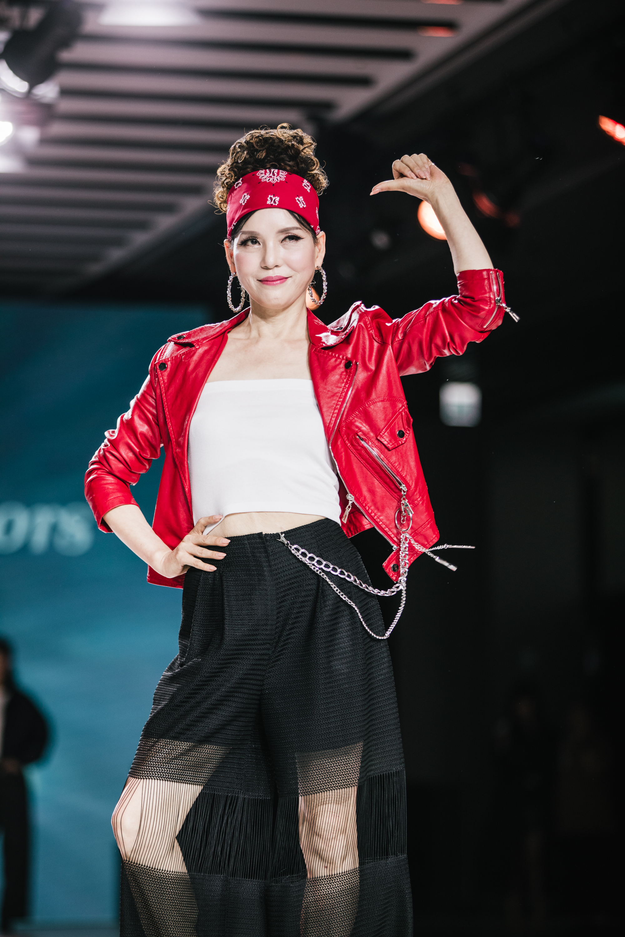 5dfdcc8153ecd.jpg