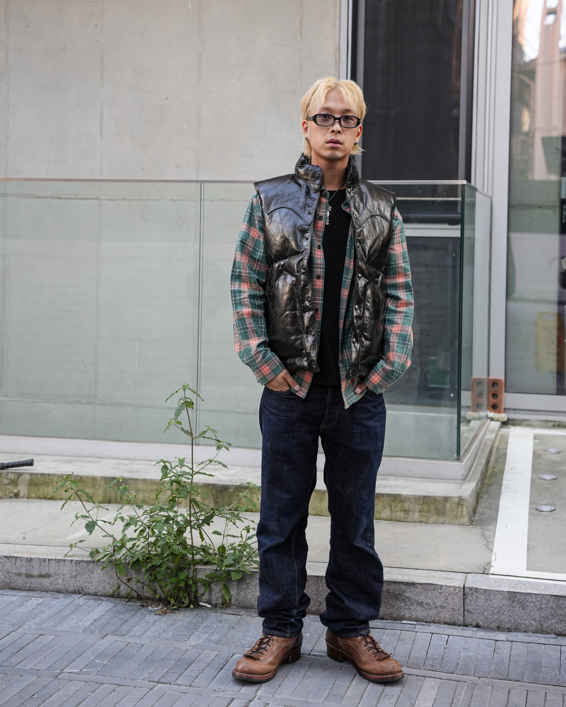 Horsehide Down Vest 'CHALLENGER' [Black]