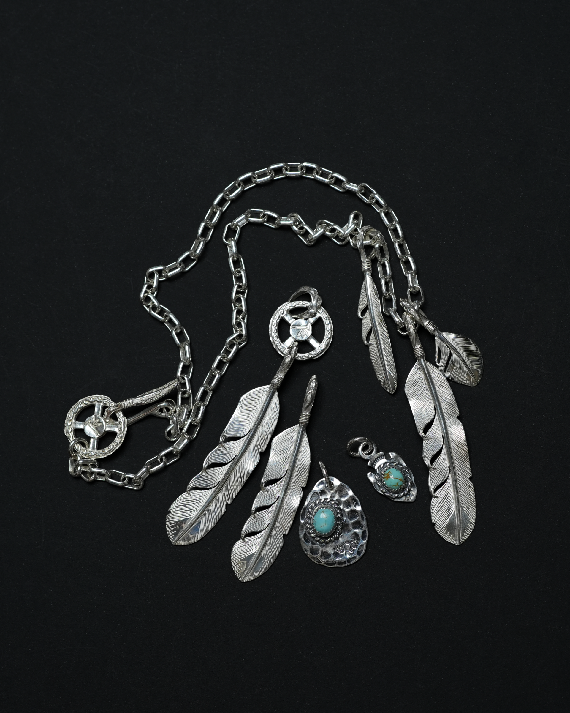 [ FN-JP-303 ] Pendant Top - WHEEL & FEATHER L