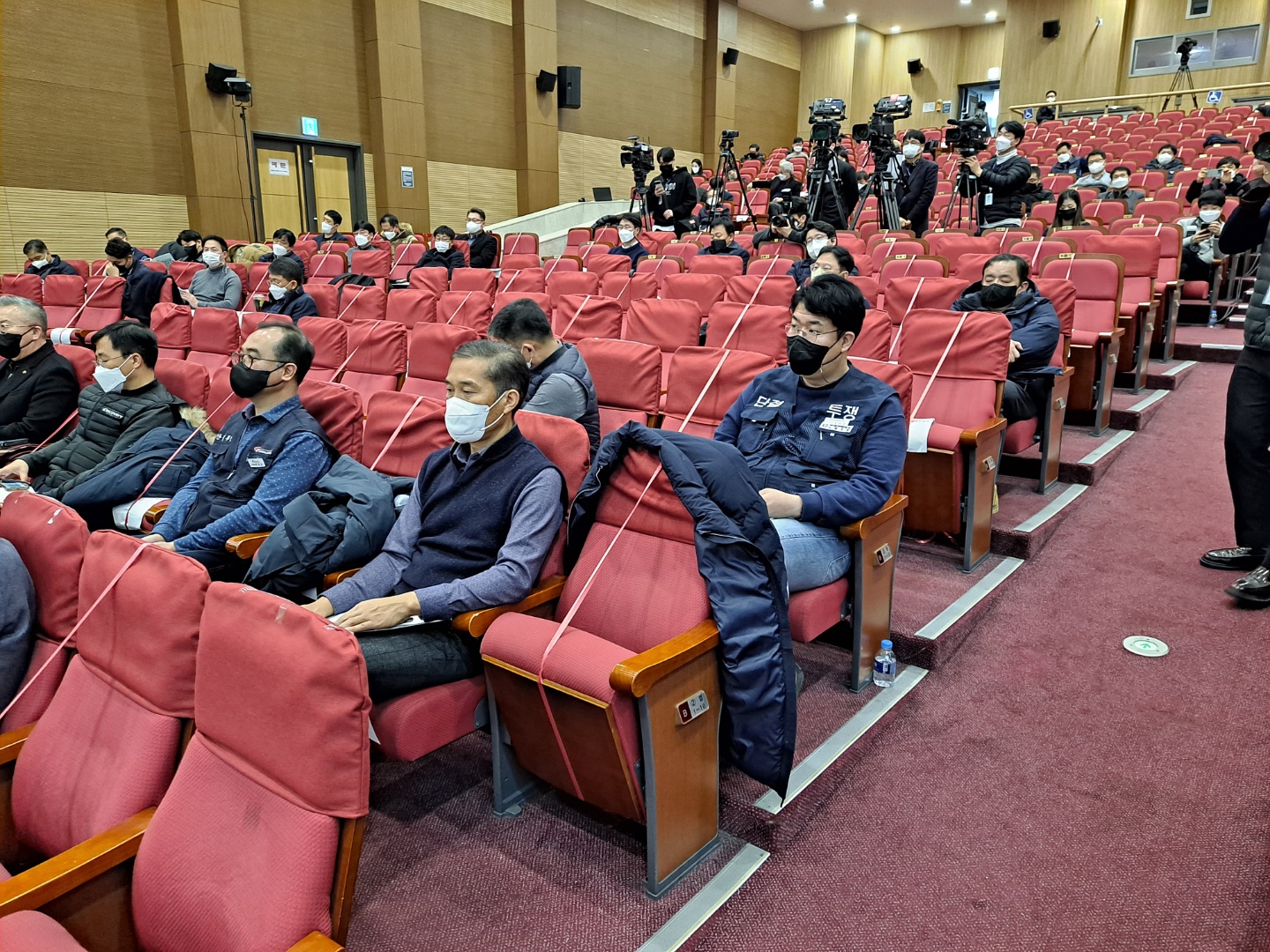 ea7ccca53e42e.jpg