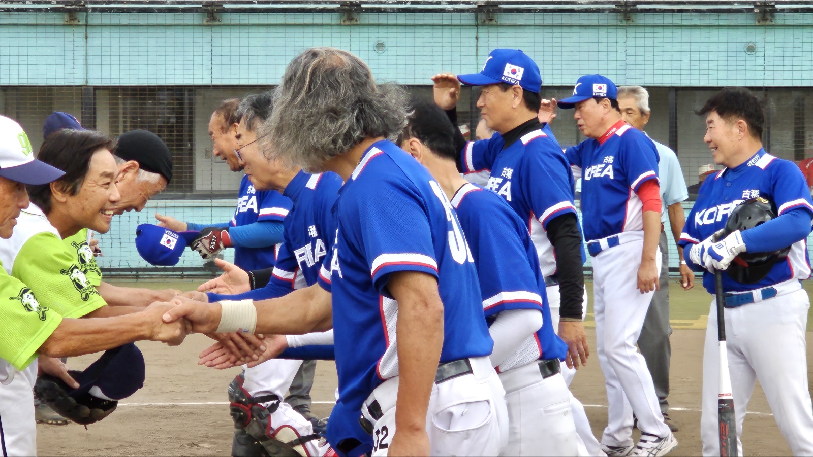 16bd75839c4cc.jpg
