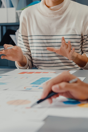 브랜드 협업 & 브랜디드 캠페인 배경 이미지