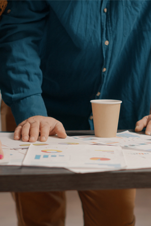 크리에이터 기반 캠페인 설계 배경 이미지