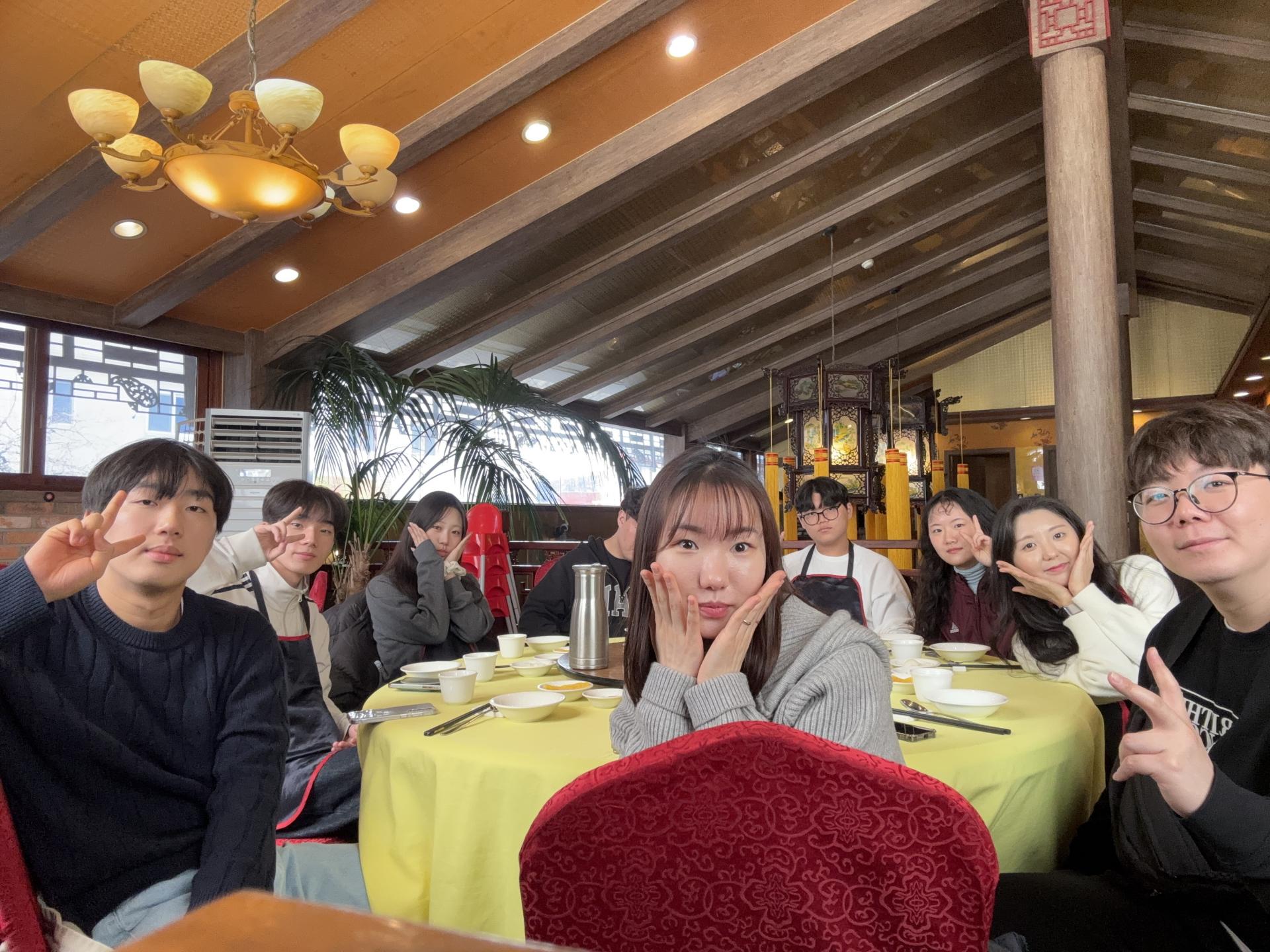 5658935acf9bb.jpg