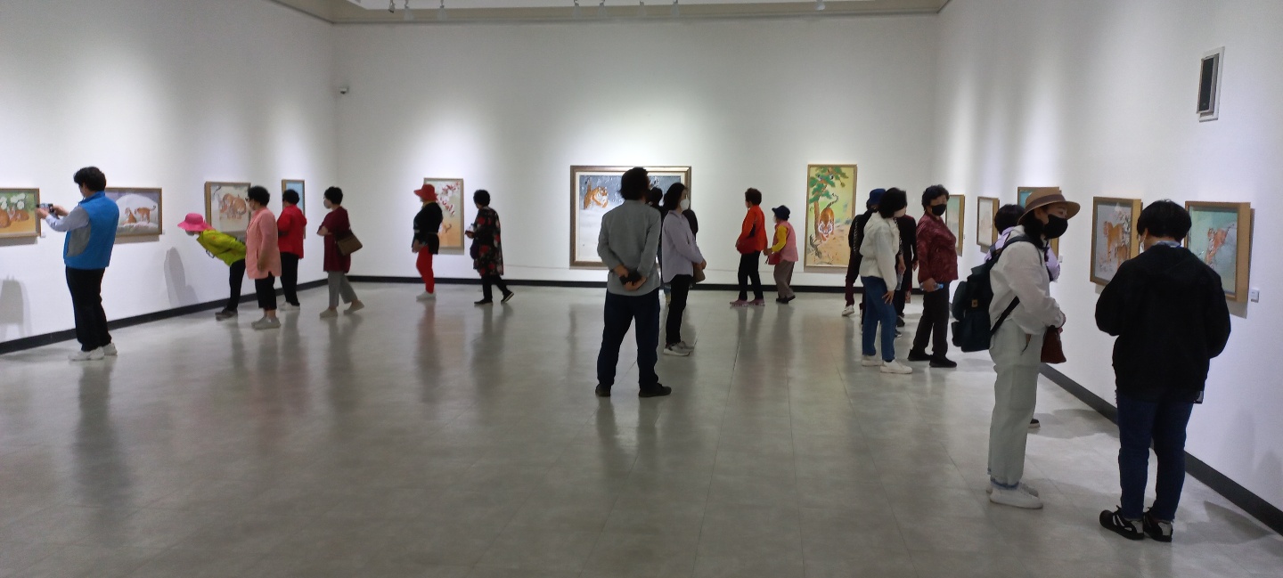 9f0185656d27a.jpg
