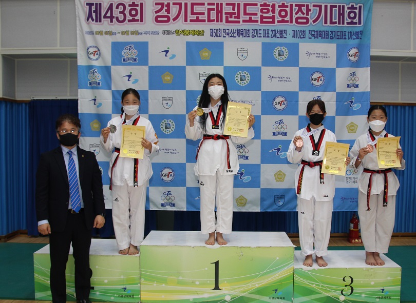e5ed740765340.jpg
