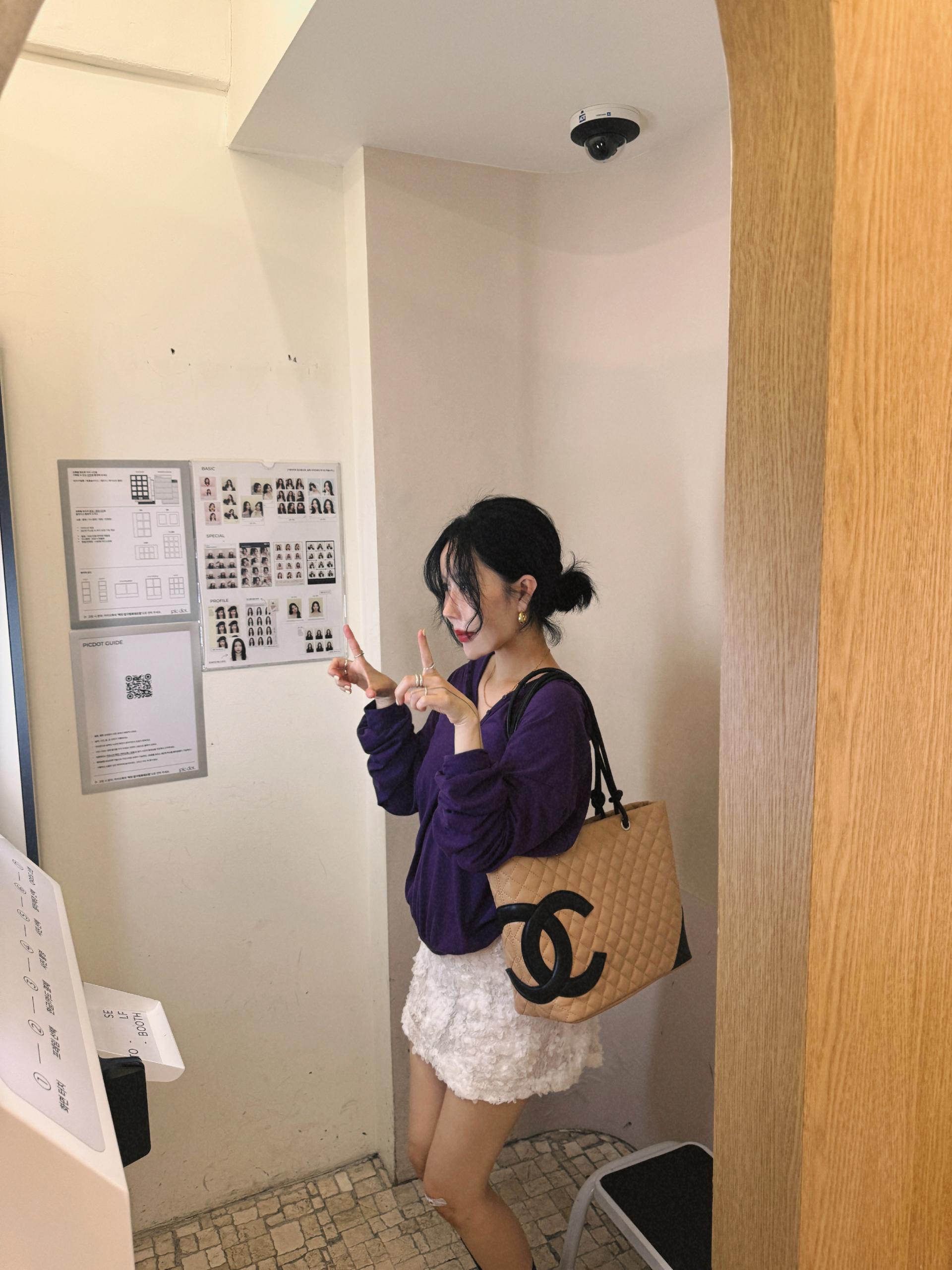 버튼 루즈 무지넥