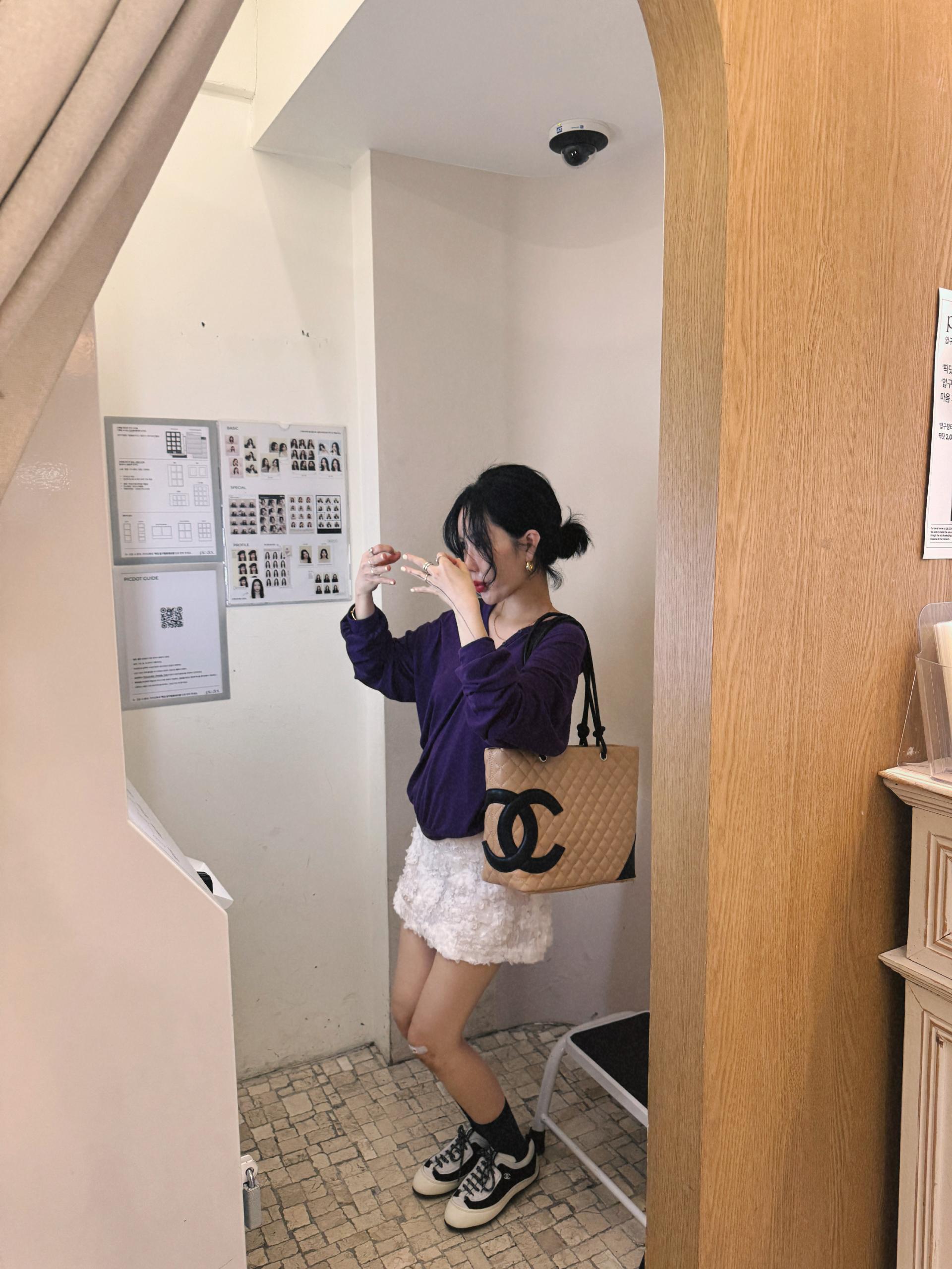 버튼 루즈 무지넥