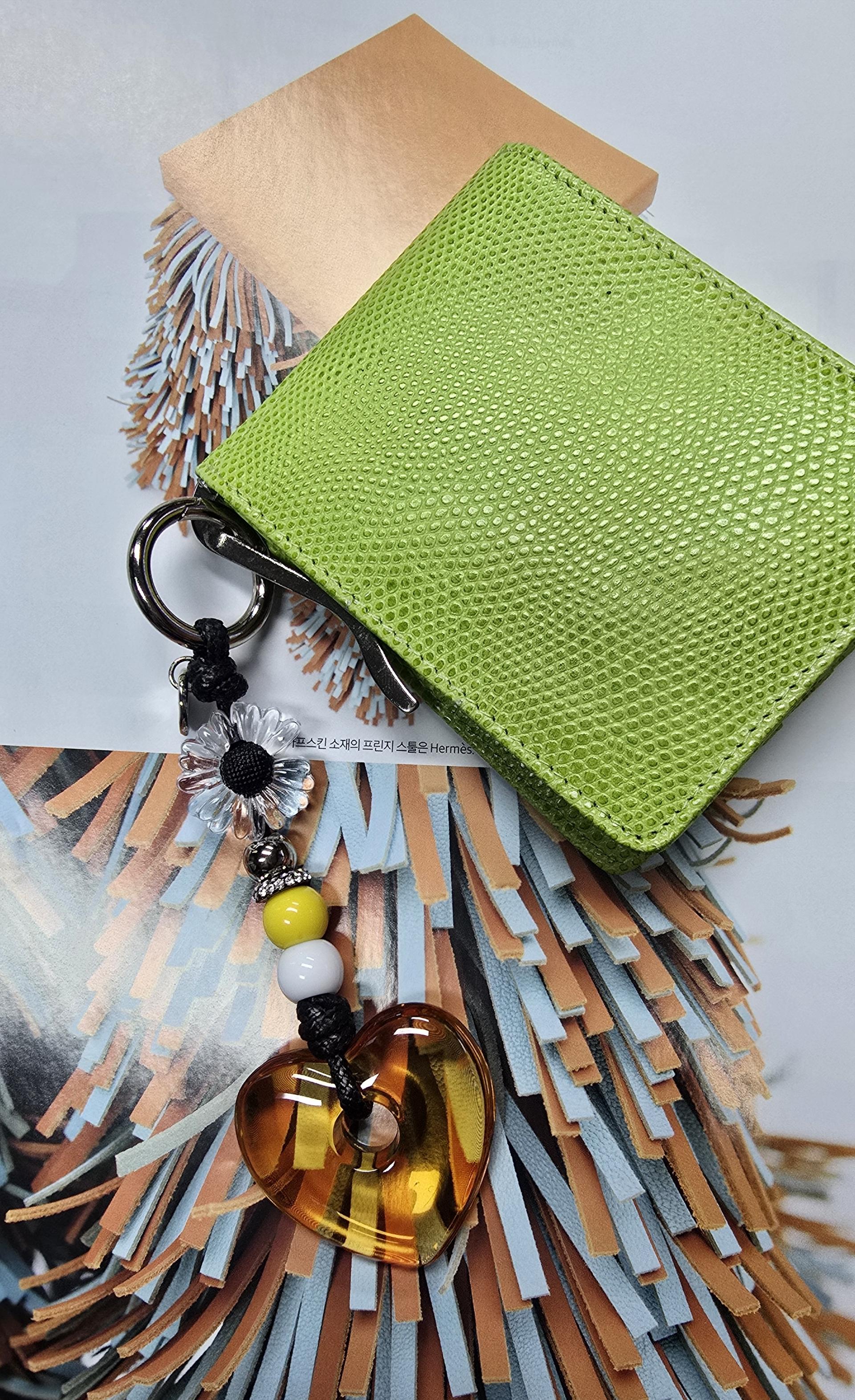 Verry Love Keyring - Yellow