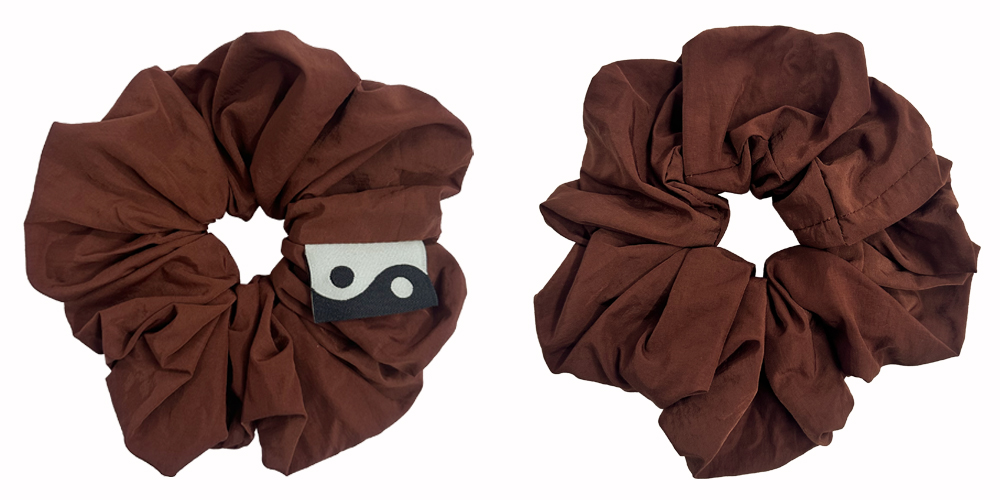 NANA YIN-YANG SCRUNCHIE IN BRICK