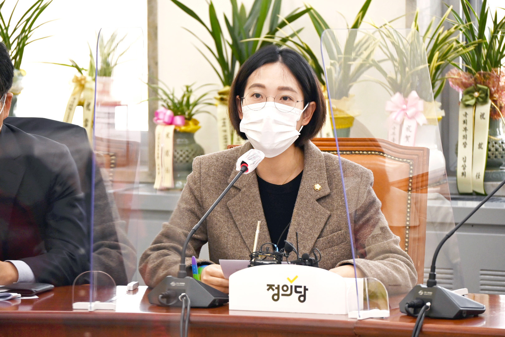 장혜영 의원이 정의당 대표단회의에서 정책위의장으로 내정 된 후 발언하는 모습