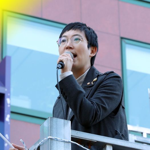 c825aa85fe2ea.jpg