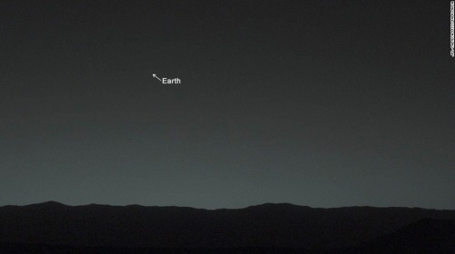 크기변환_140206164555-earth-from-mars-horizontal-large-gallery.jpg
