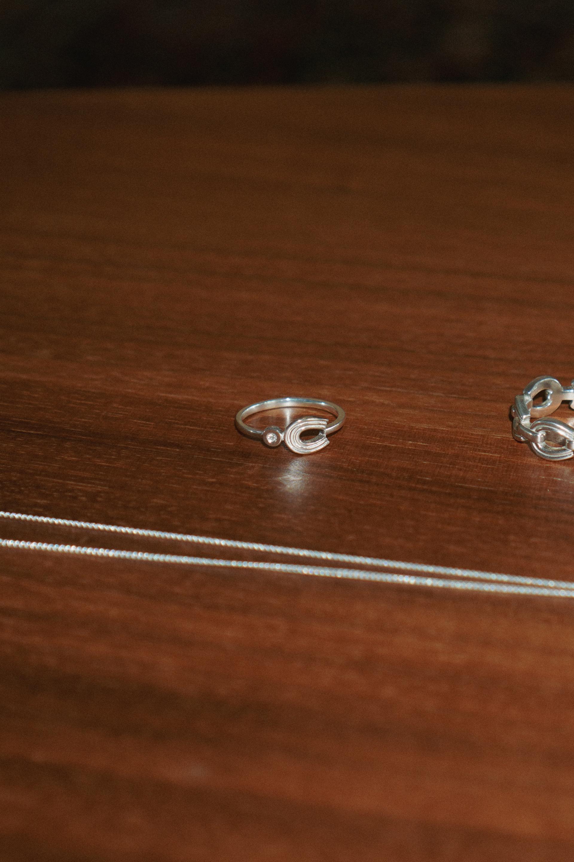 HORSESHOE RAKSHA RING