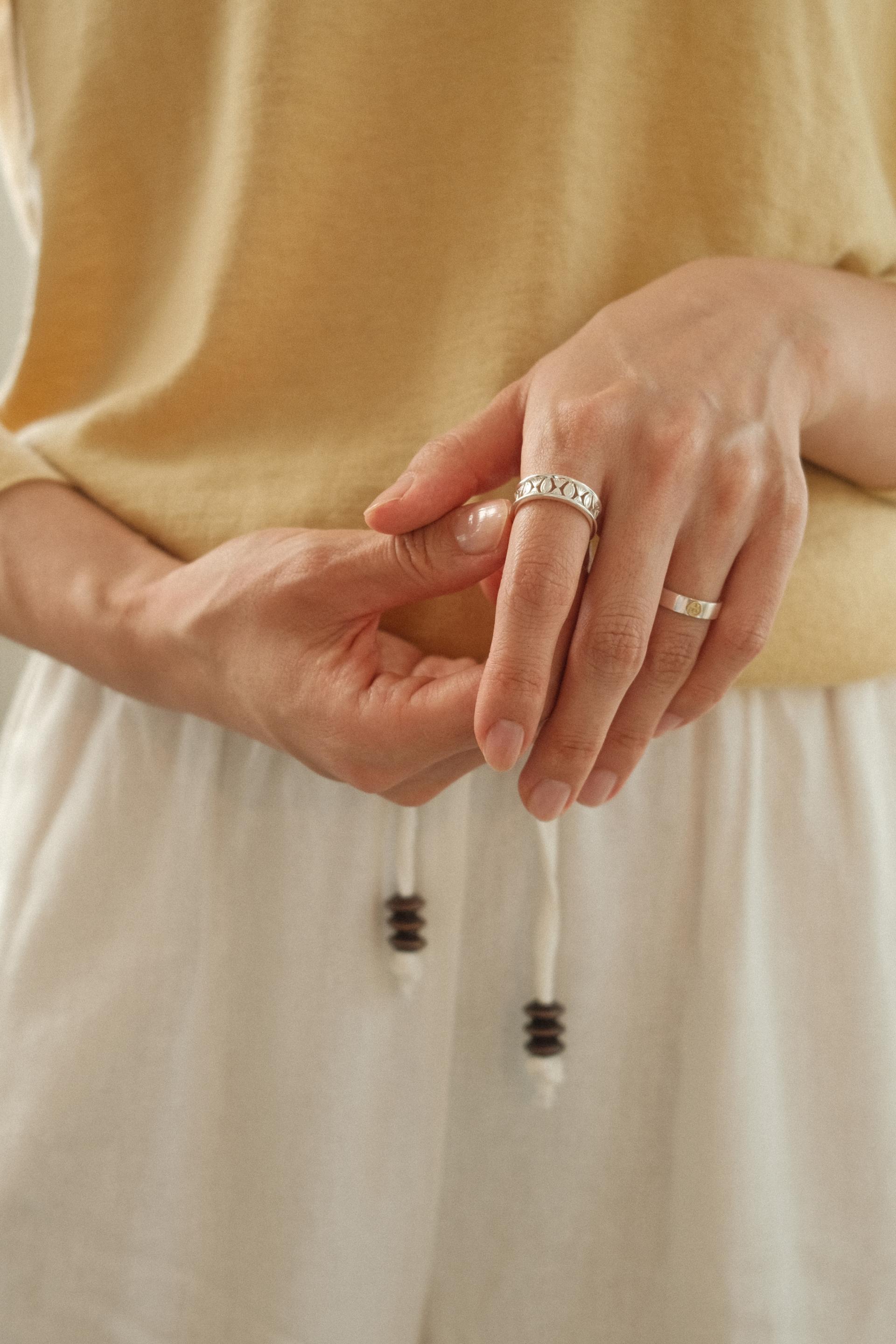 ORNATE MAKARA RING
