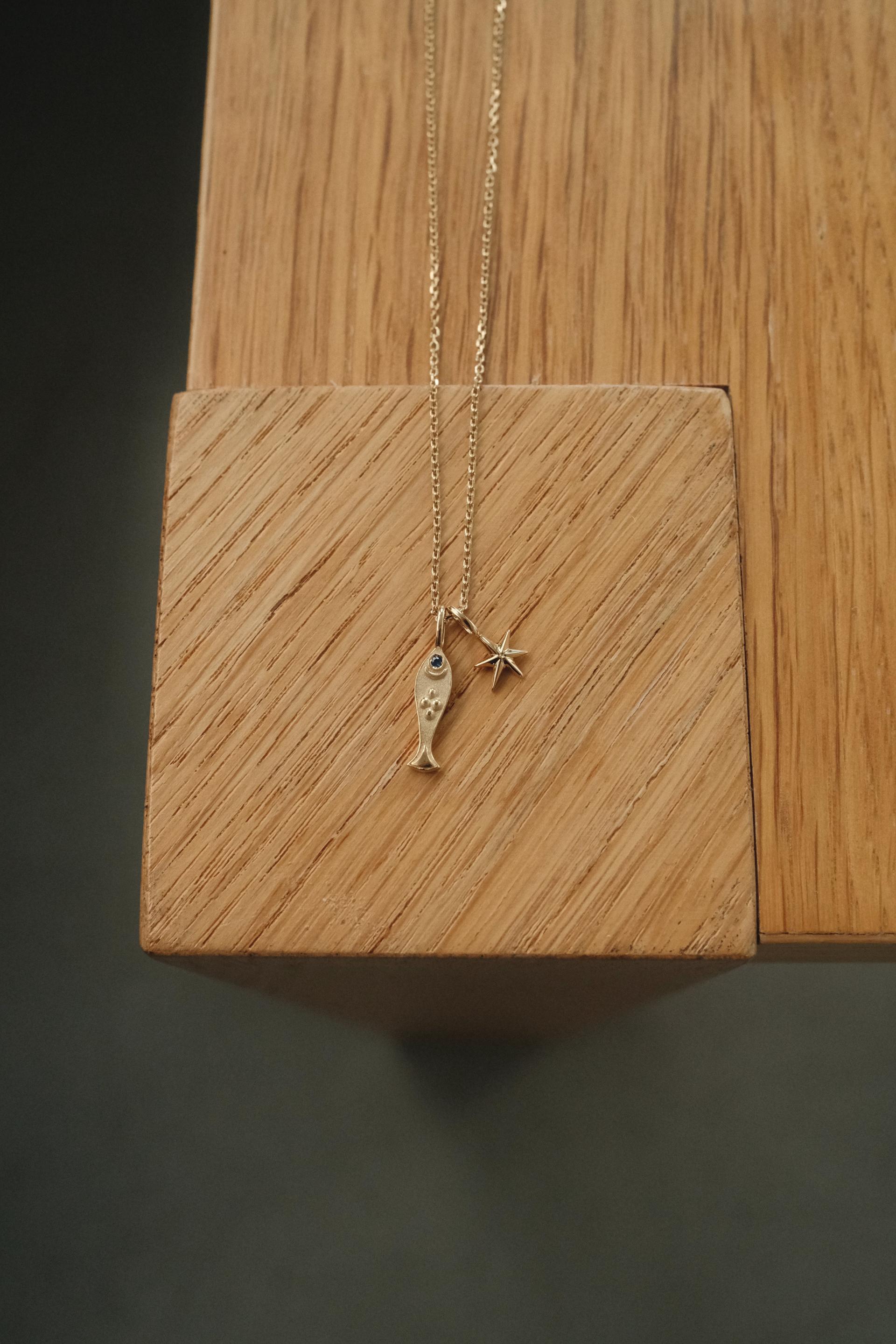 ASTER PENDANT (Sapphire)