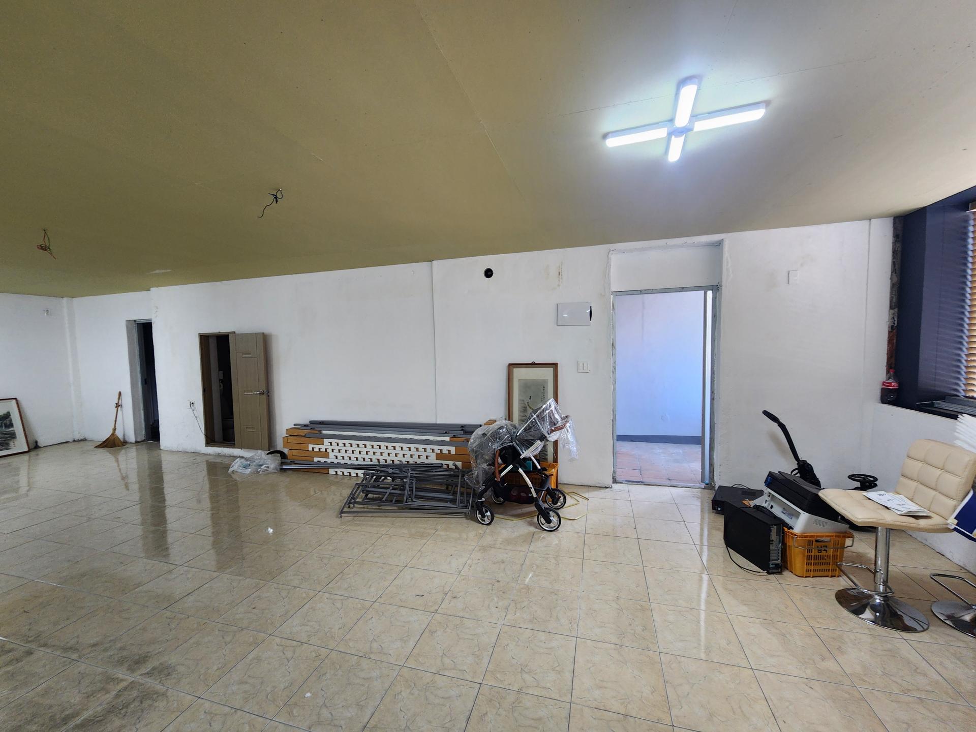 c955e0575cbce.jpg