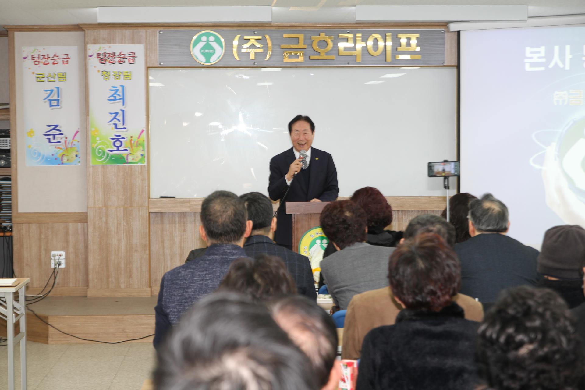 442cd9612dda3.jpg