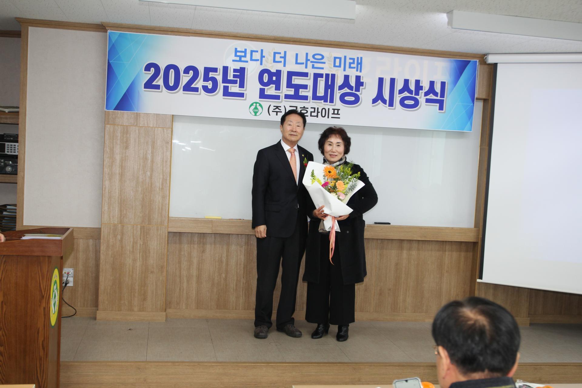 ea5f72005ef14.jpg