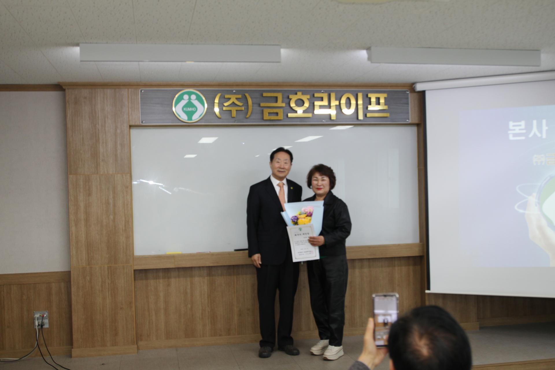 f6972cd541dac.jpg