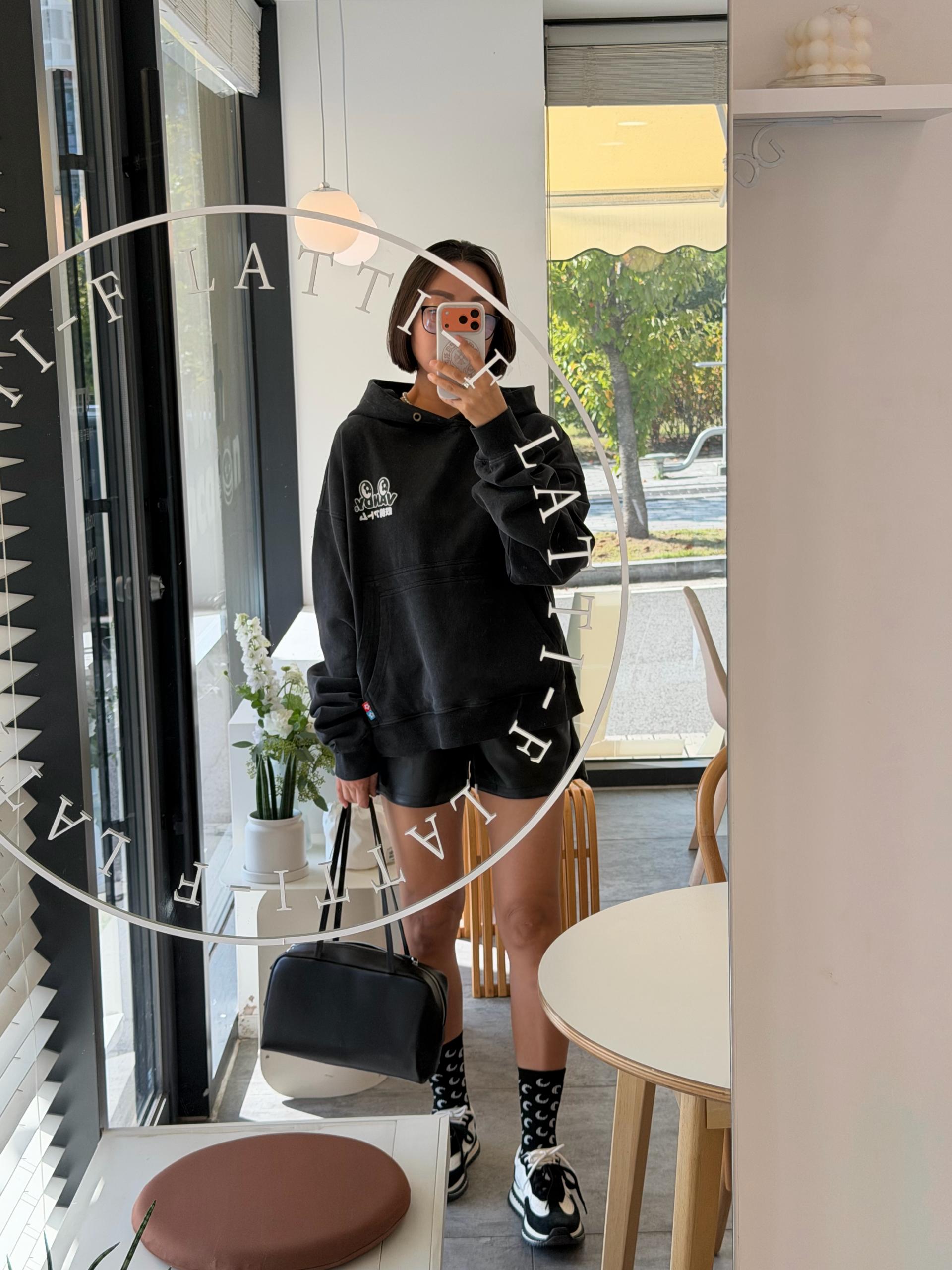 아톰 후드 맨투맨