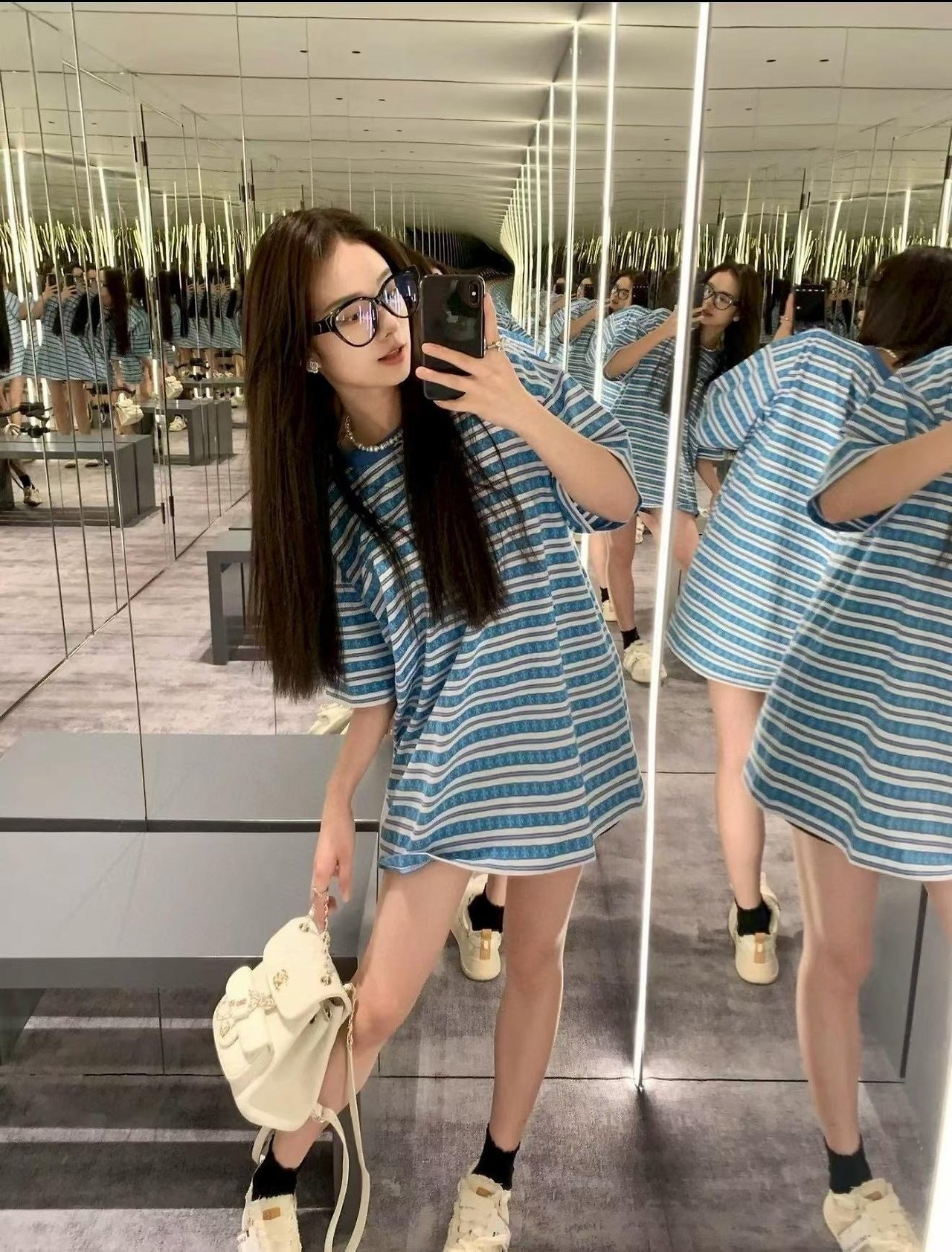 자카드티셔츠