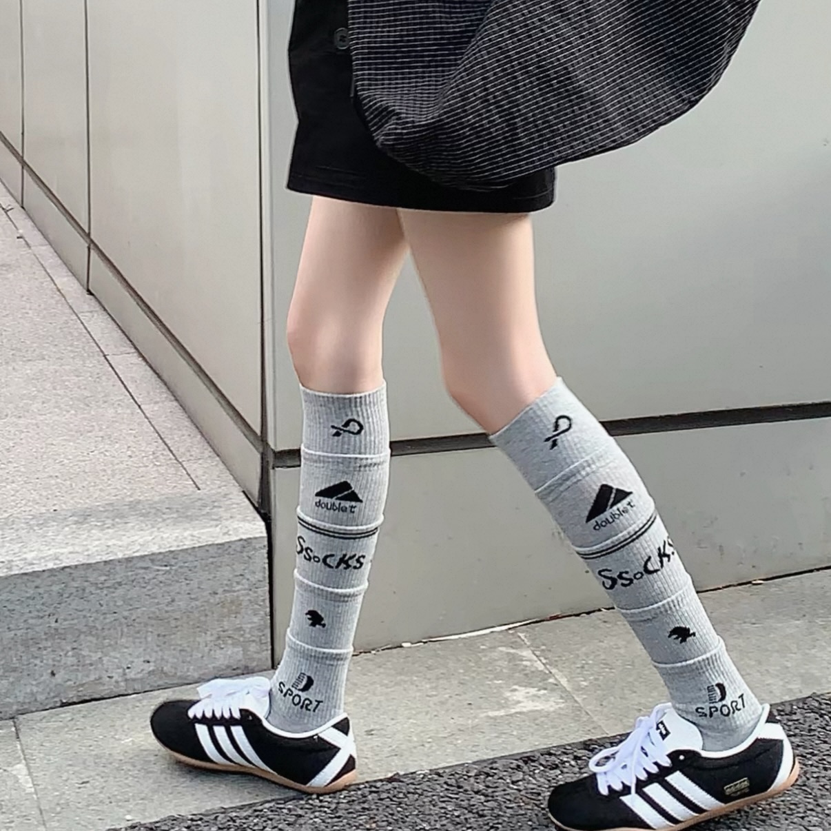 레이어드 니삭스