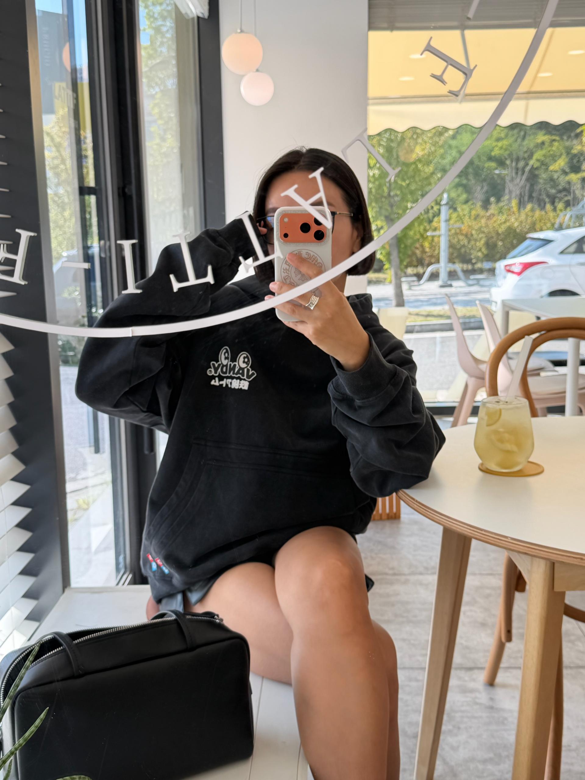아톰 후드 맨투맨