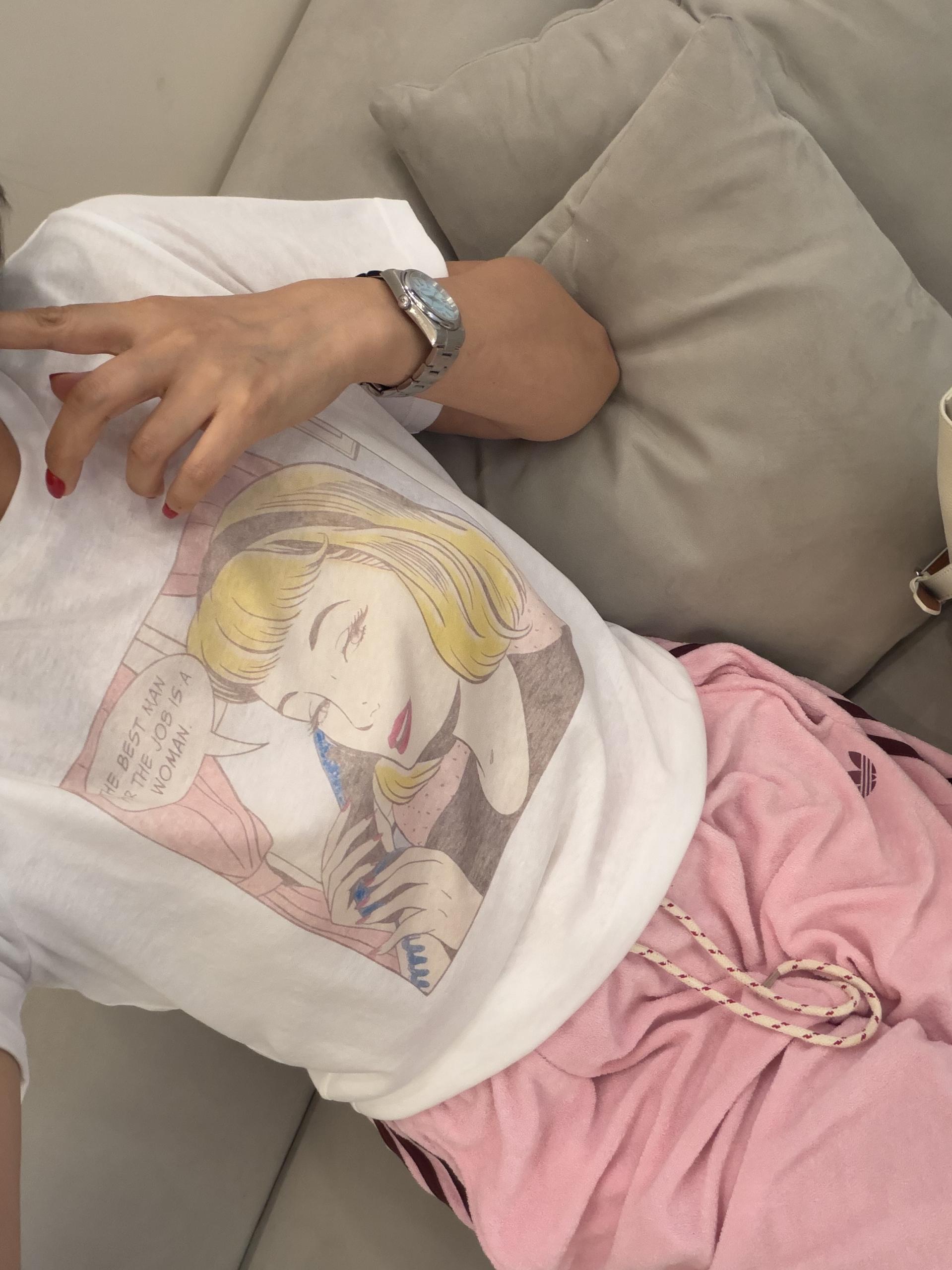 노랑머리 우먼 티셔츠