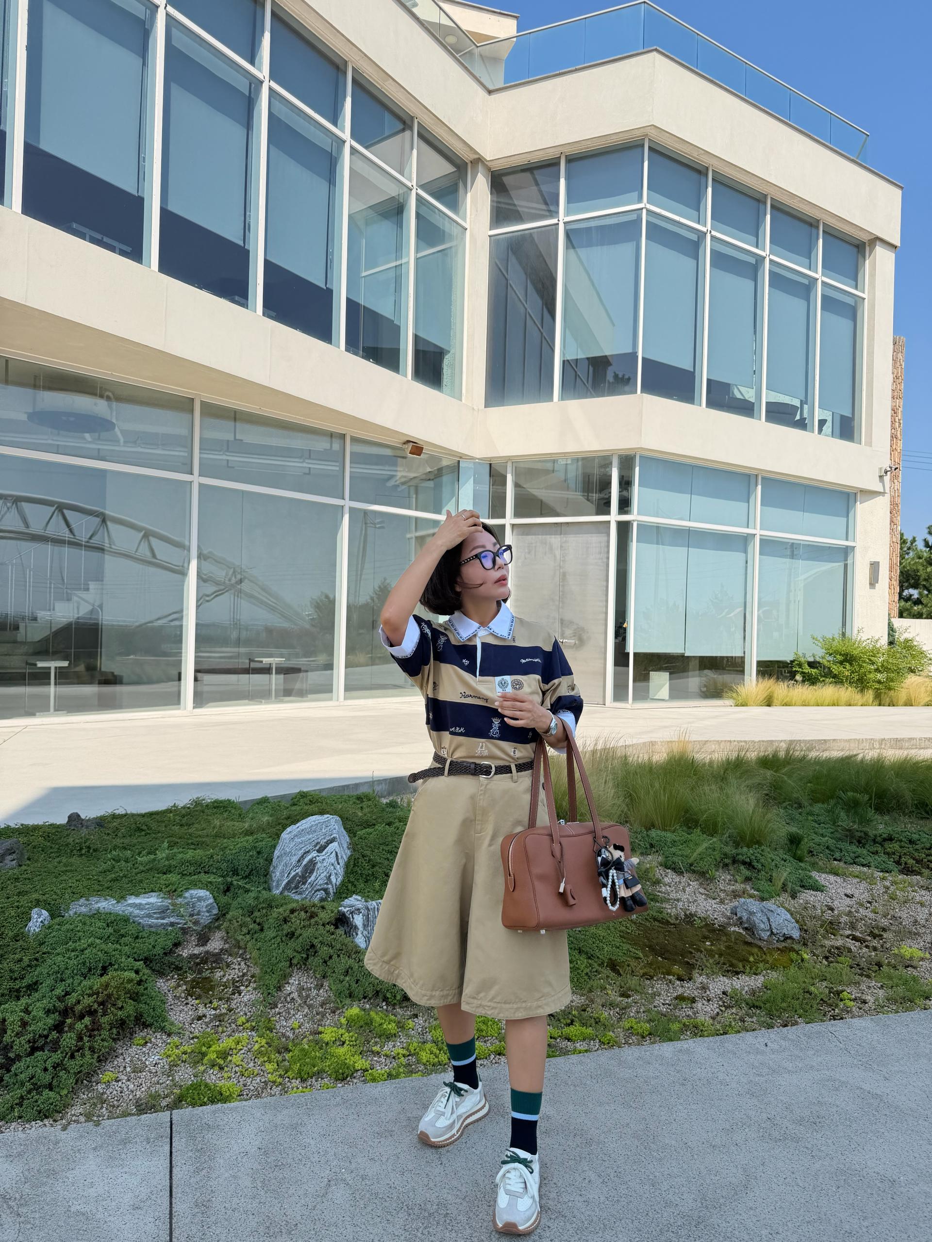 럭비 탑 & 버튼 버뮤다 팬츠