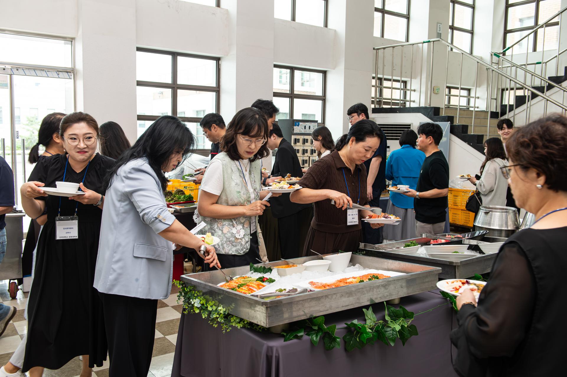e16ebe7730b57.jpg