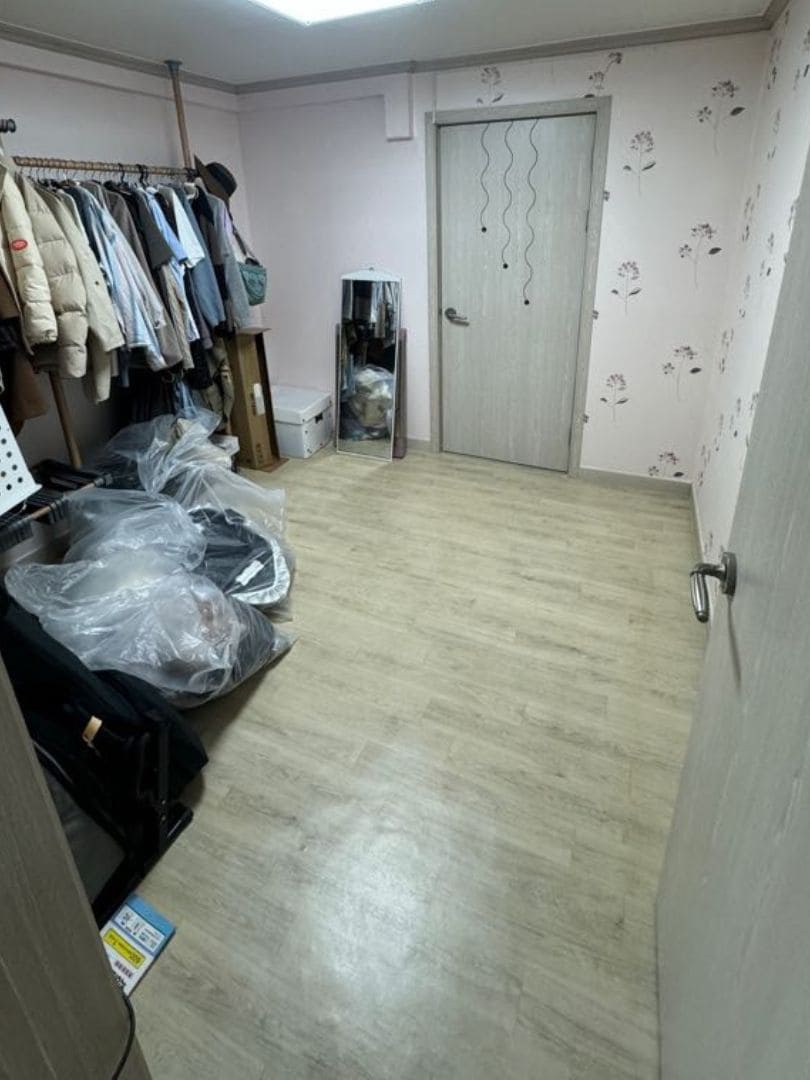 쓰레기집 심리 원인 저장강박증 방 청소