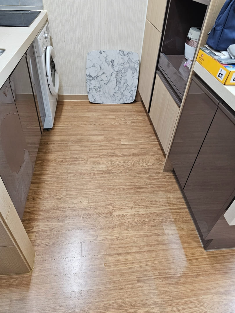 원룸 주방 바닥 거주 청소
