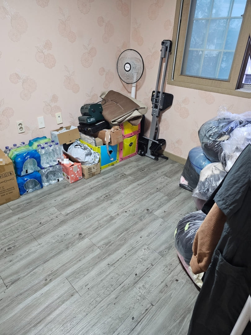 광주 아파트 방 입구 특수청소