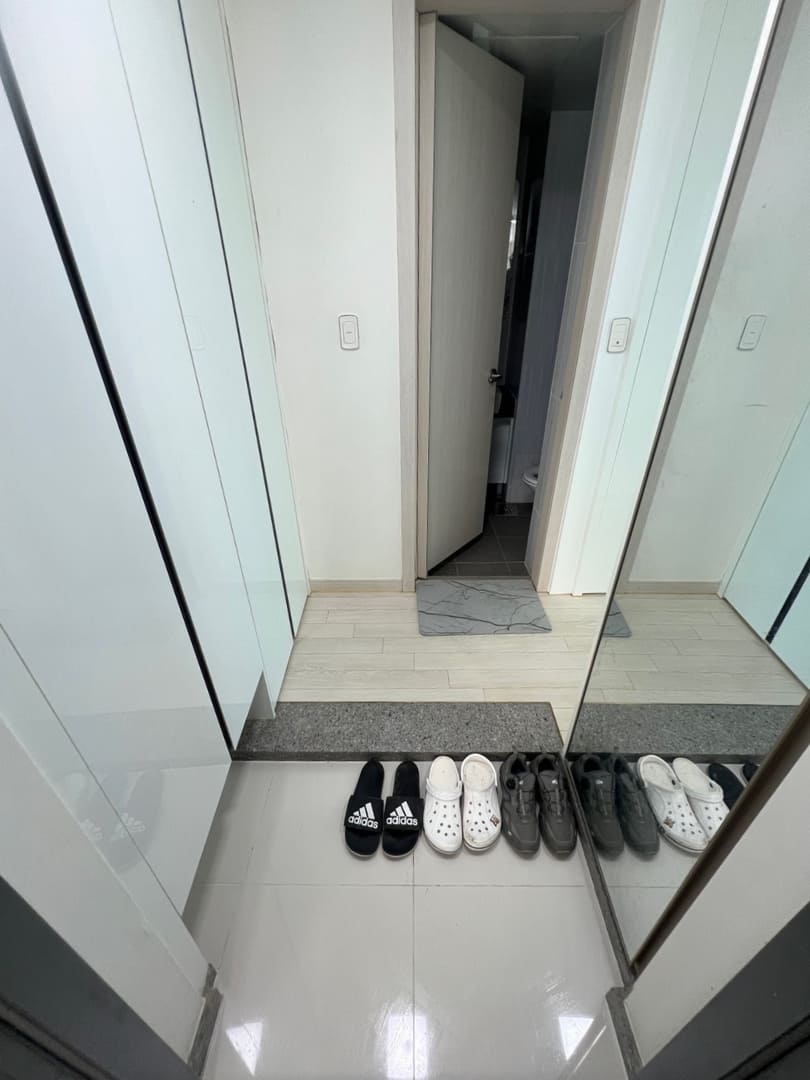 쓰레기집특수청소 현관 완료