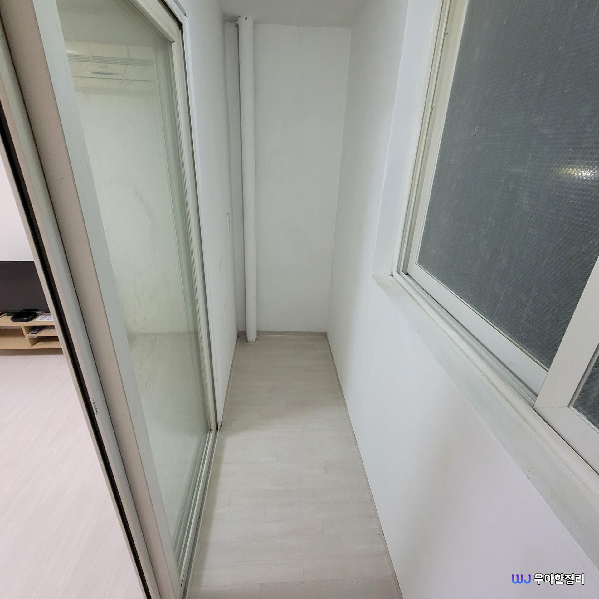 쓰레기집청소 베란다 청소 후 사진