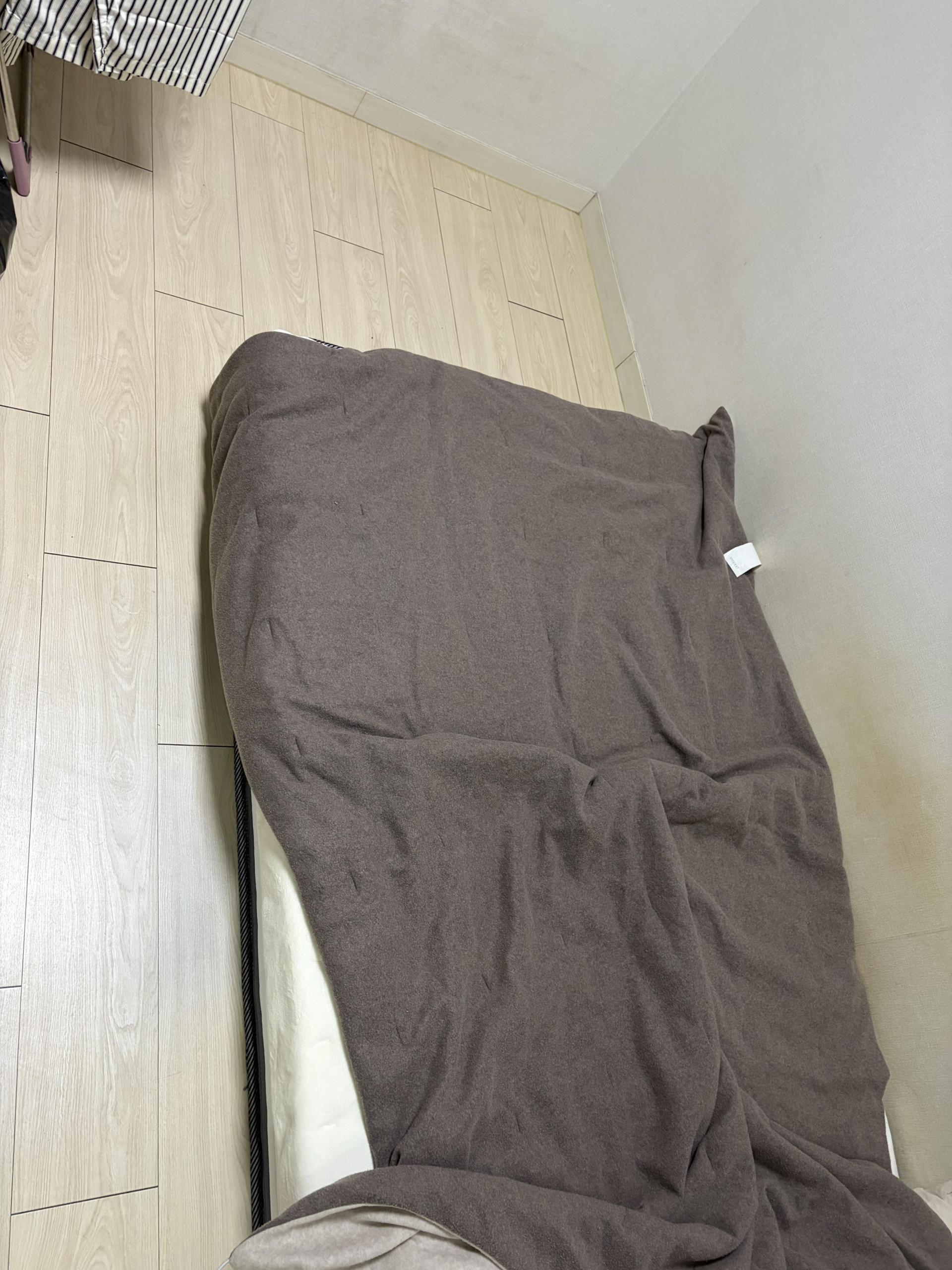 review_b1d951de_image_1.jpeg