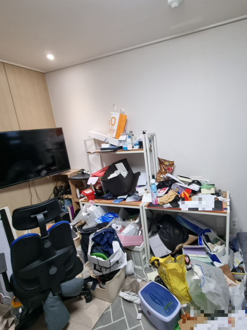 창원 쓰레기집 수납장