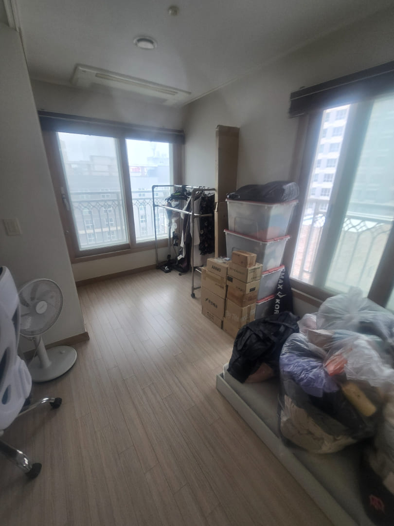 대방동 쓰레기집, 청소 후 기적 같은 변화 경험하세요! 작업후 이미지