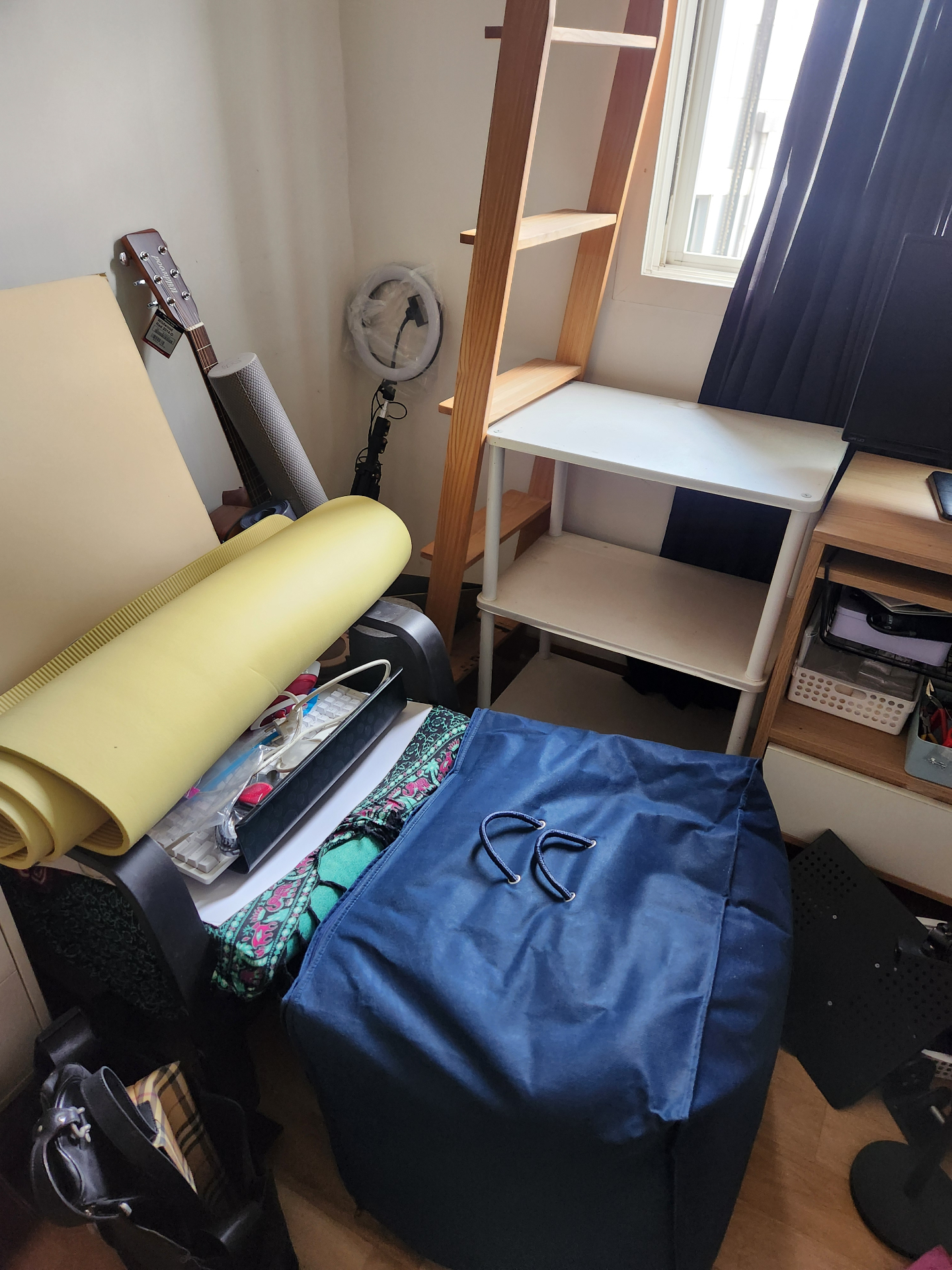 review-post-1778121015755-cgcylv9sbhg.jpg